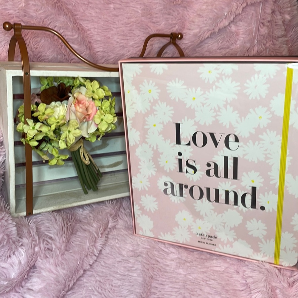 kate spade New York Bridal Planner